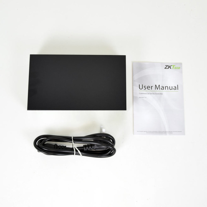 PoE-коммутатор ZKTeco ZK-PoE41N-55W с 4 портами PoE