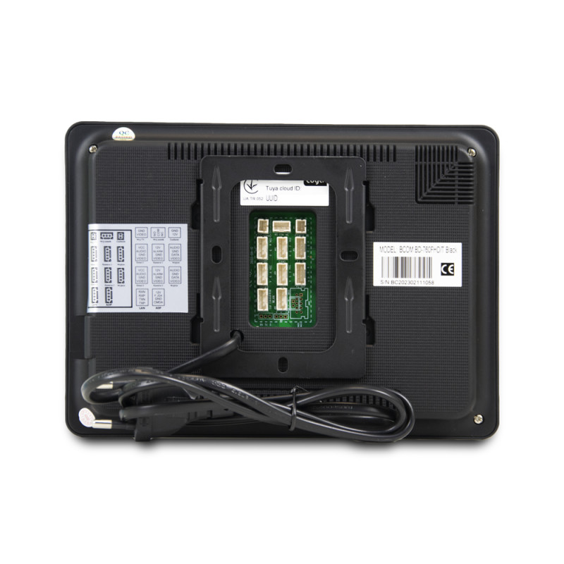 Комплект Wi-Fi видеодомофонa 7" BCOM BD-760FHD/T Black с поддержкой Tuya Smart + BT-400FHD Black
